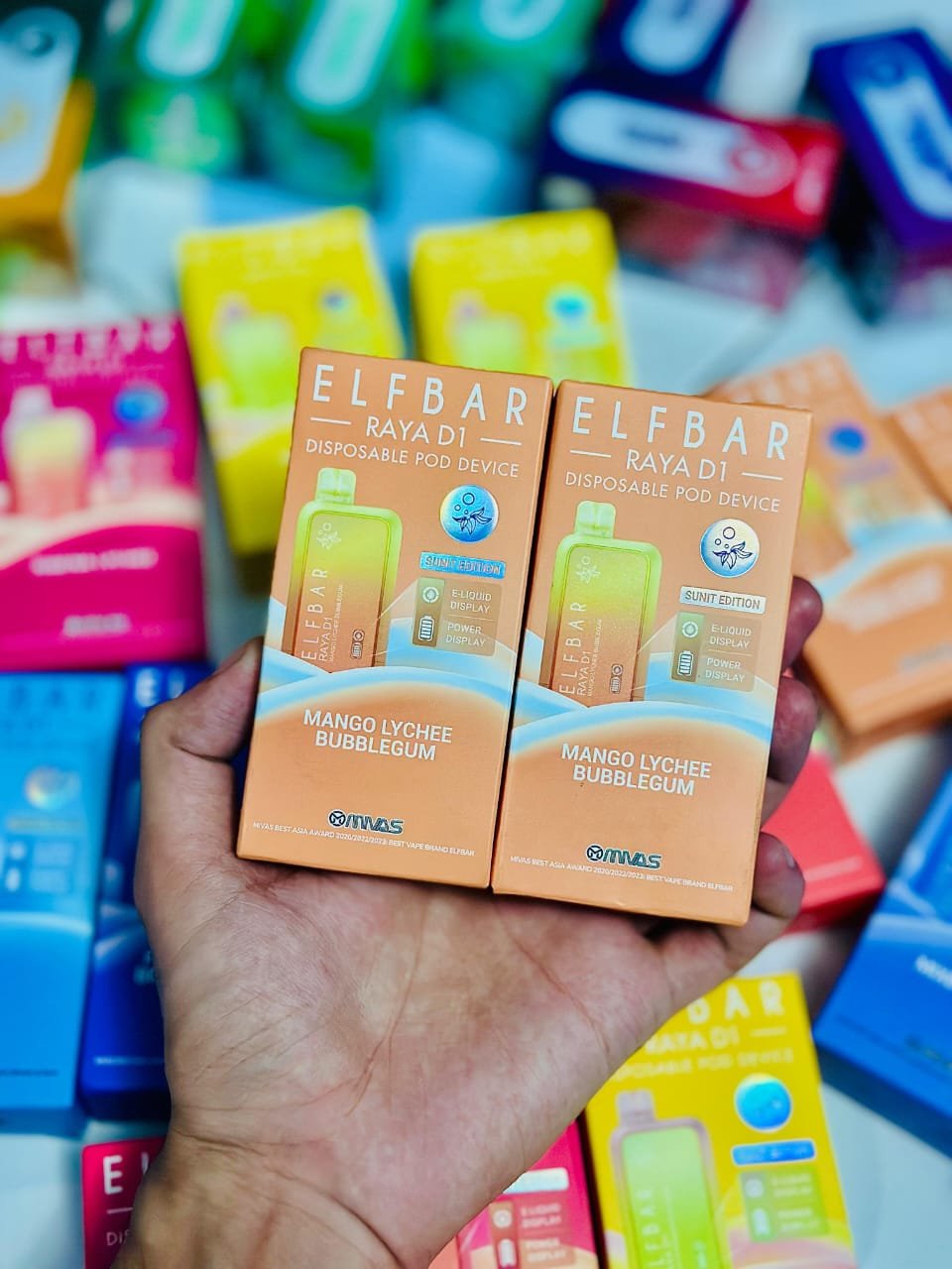 ELFBAR RAYA D1 13,000 PUFFS MANGO LYCHEE BUBBLEGUM